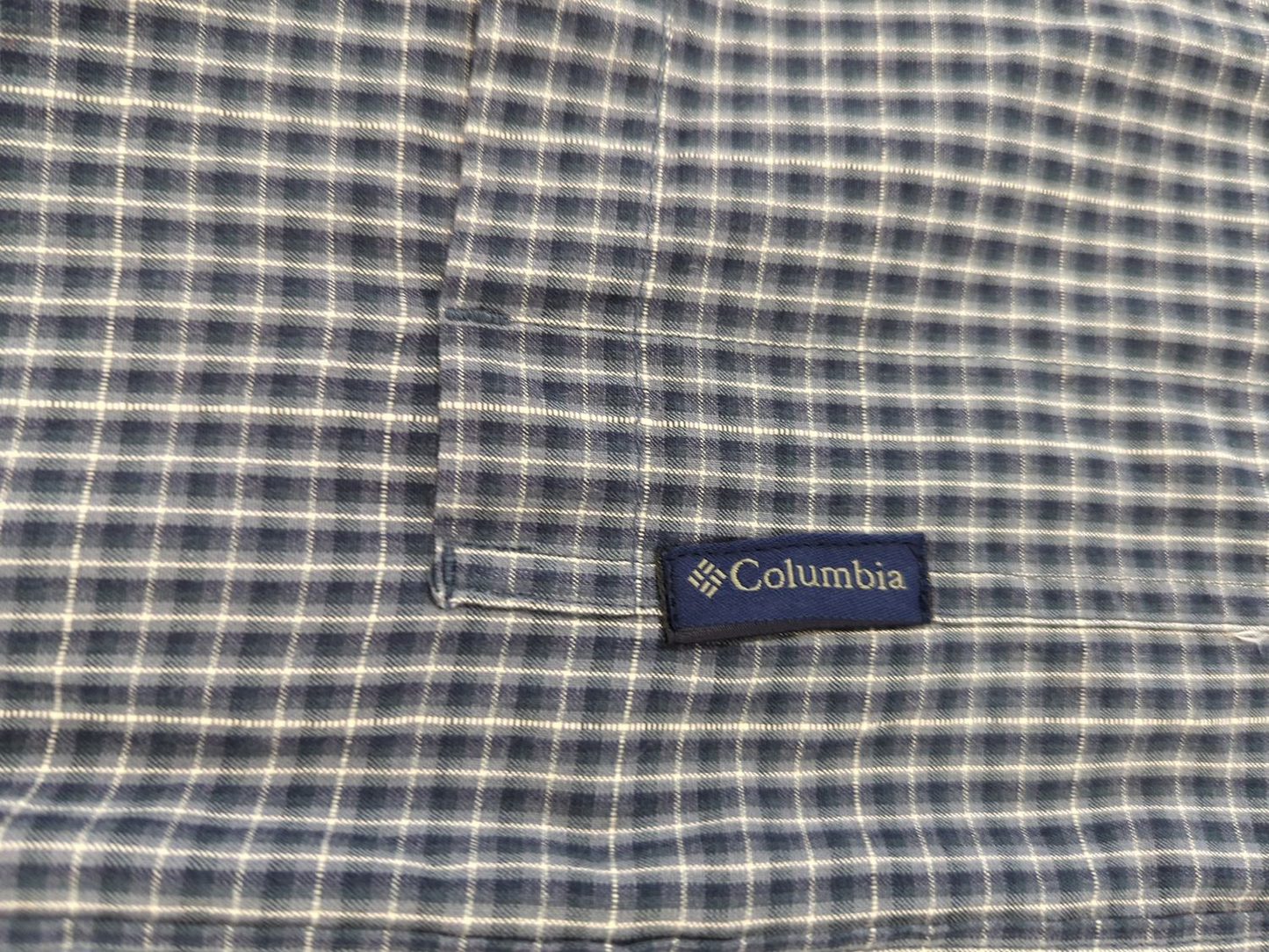 Columbia Sportswear Blue Checkered Button-Down Shirt - Size M