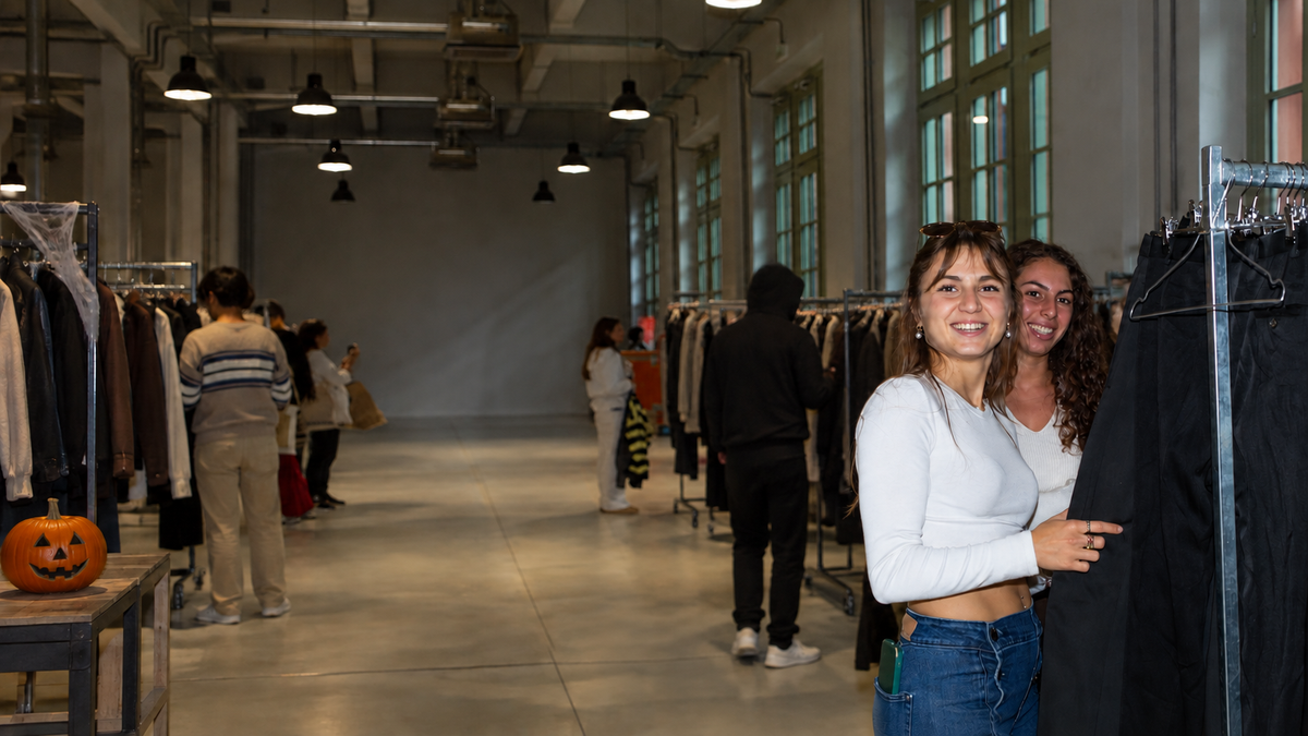 Vintage Kilo Sale • Basel
