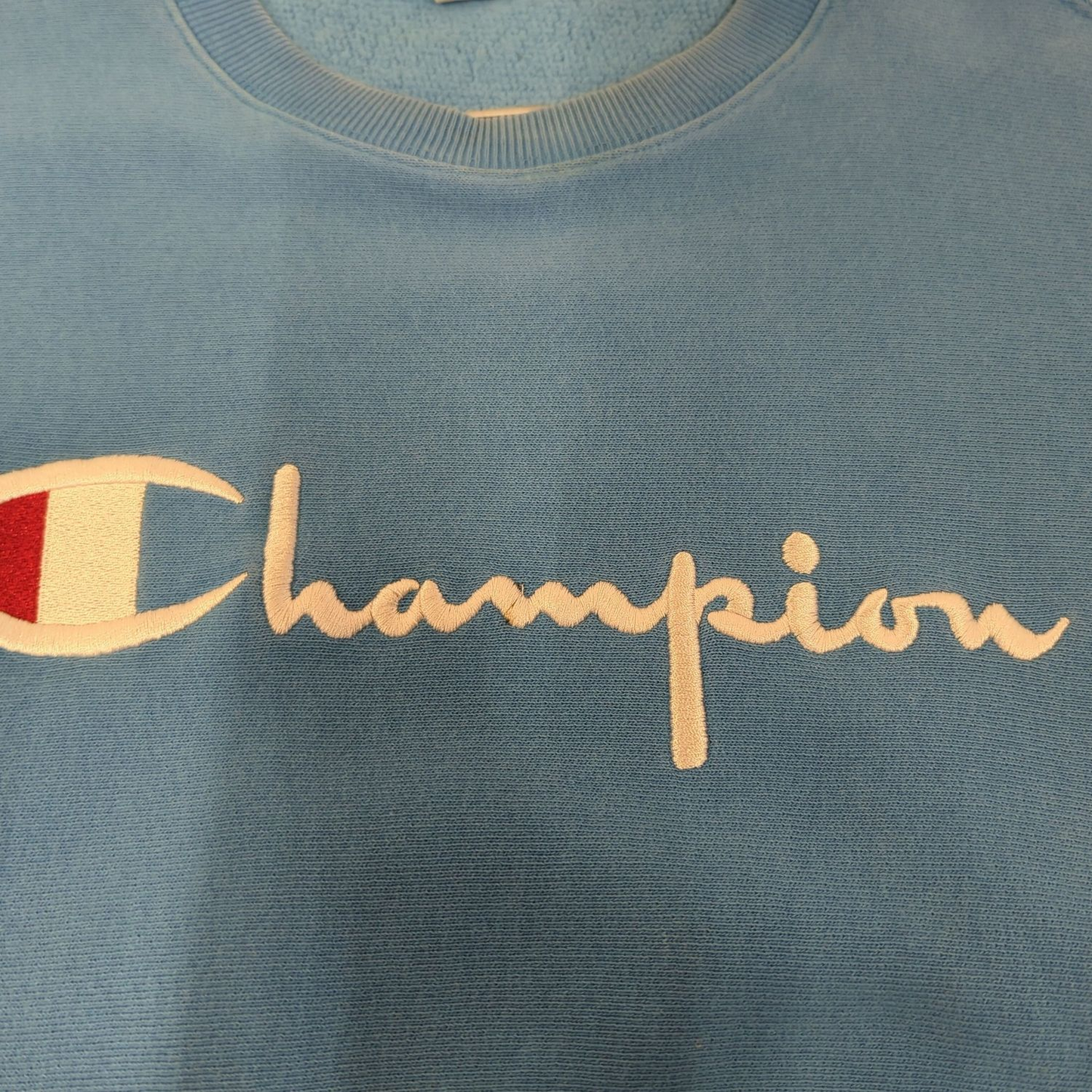 Champion Blue Crewneck Sweatshirt - Size Medium