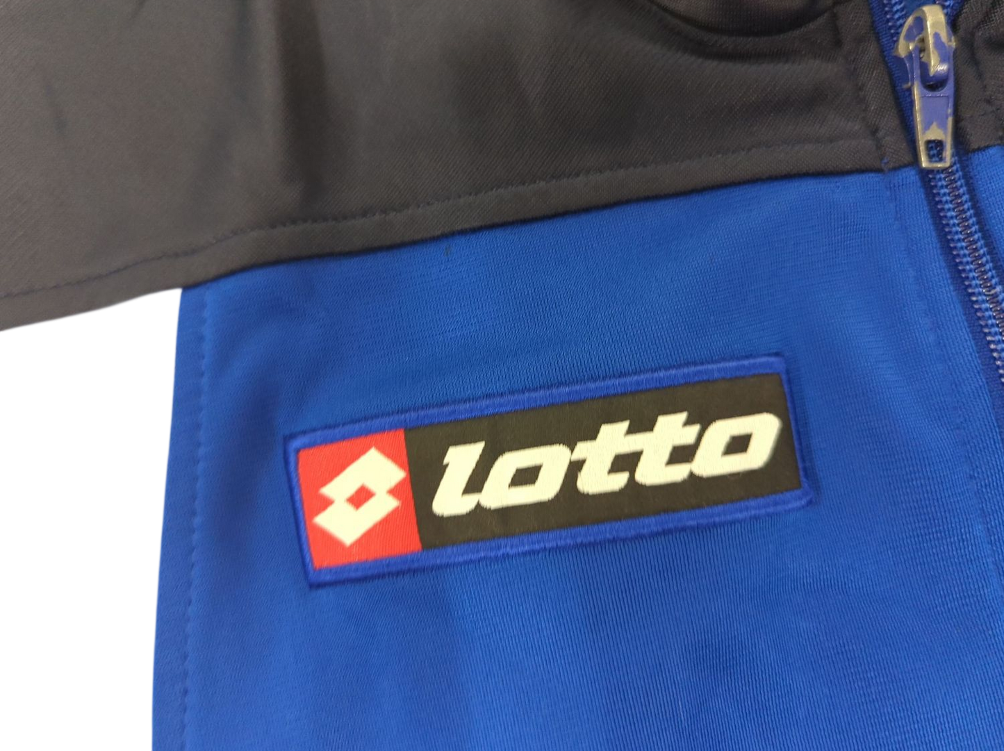Lotto Men's Blue and Navy Windbreaker Jacket - Size M