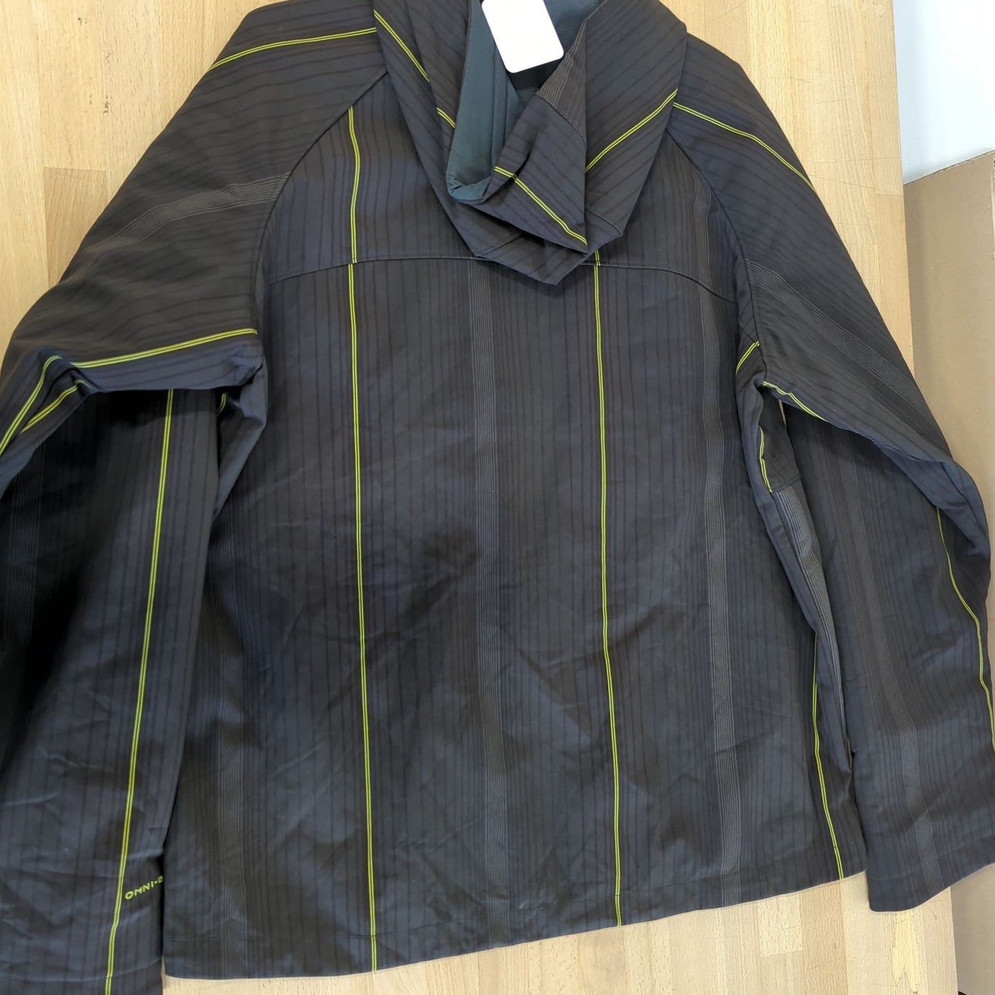 Columbia Grey Windbreaker Jacket with Yellow Accents - Size L