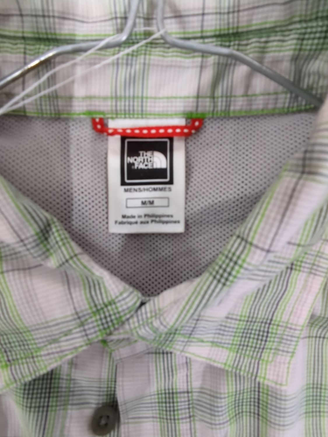 The North Face Green Plaid Short Sleeve Button-Down Shirt - Size M