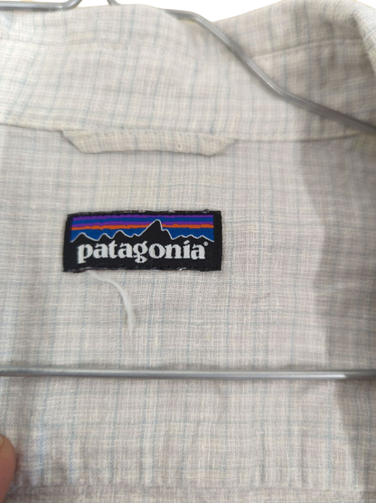 Patagonia Short Sleeve Button-Down Shirt - Light Check Pattern