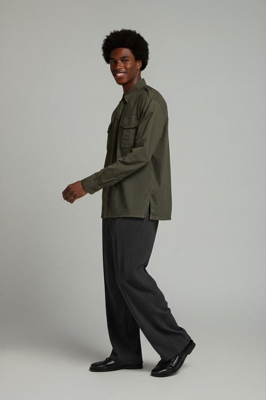 Univers Military Green Button-Down Shirt - Size 39
