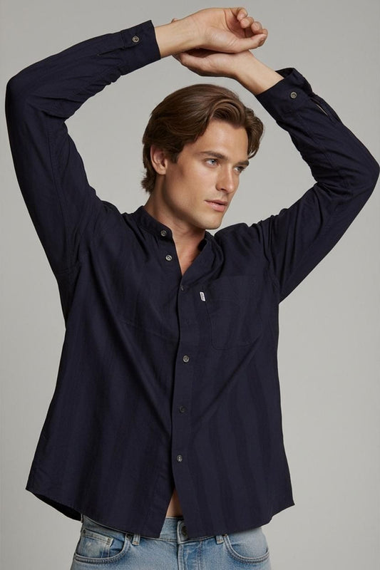Levi's Navy Button-Down Shirt - Size L