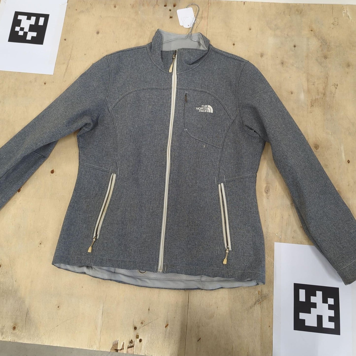 The North Face Grey Zip-Up Jacket - Size Large