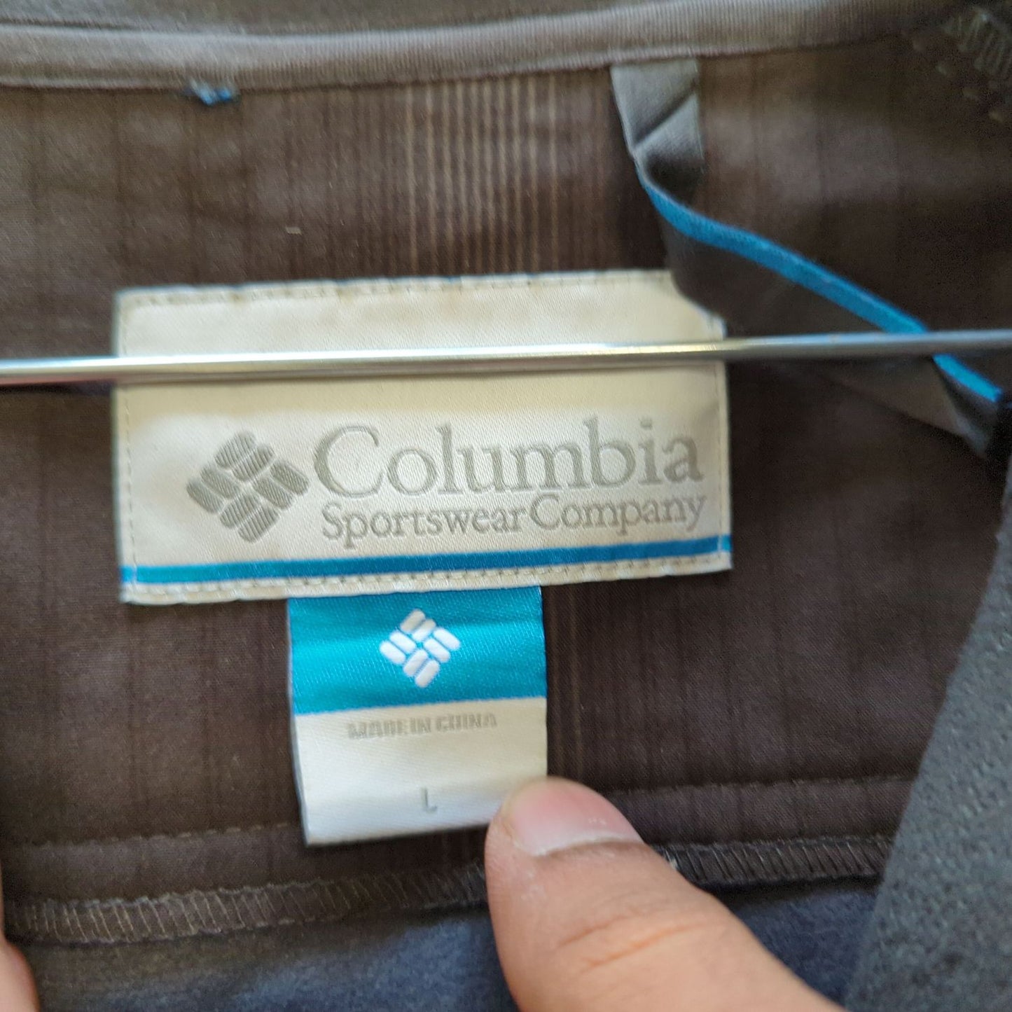 Columbia Grey Windbreaker Jacket with Yellow Accents - Size L